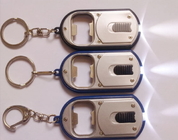 Promosyon hediyeler Mini Metal / Plastik led el feneri anahtarlık / anahtarlık meşale ile logo