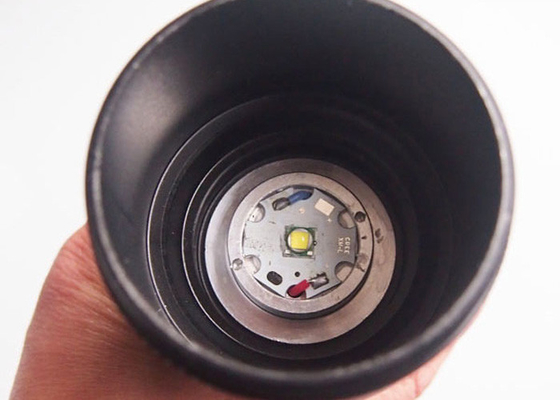 1300 LM 10 W CREE T6 Avantaj için Taktik LED El feneri, Yüksek Güç Led meşale