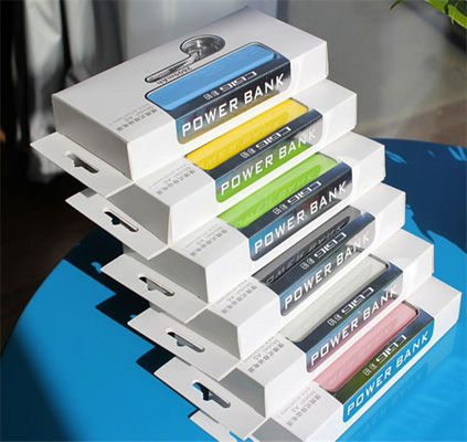 Ipad / MP3 / MP4 için 2200mAh Mini cep telefonu güç bankası anahtarlık