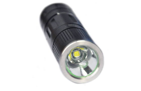 700 lm yüksek güçlü, ev için Led Cree Torch, süper parlak el feneri